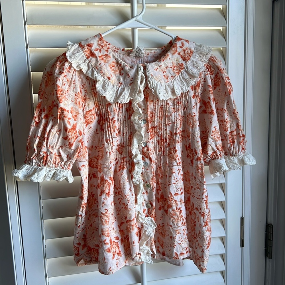 orange floral and doily detailed boutique blouse size Small from DRA Las Angeles